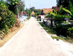 Jalan Paving Stone Dusun Kepoh Desa Kacangan, Warga Senang Cepat Terselesaikan