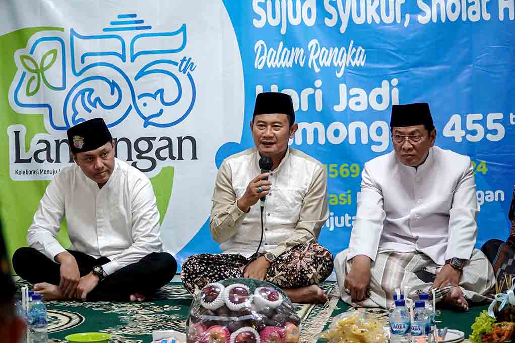 Jelang Puncak Hjl, Warga Lamongan Tunaikan Sholat Hajat