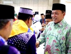 Jemaah Calon Haji Kloter Pertama Lampung Dilepas Gubernur Arinal