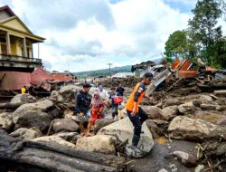 Korban Banjir Bandang di Sumbar Naik Jadi Sedikitnya 50 Tewas