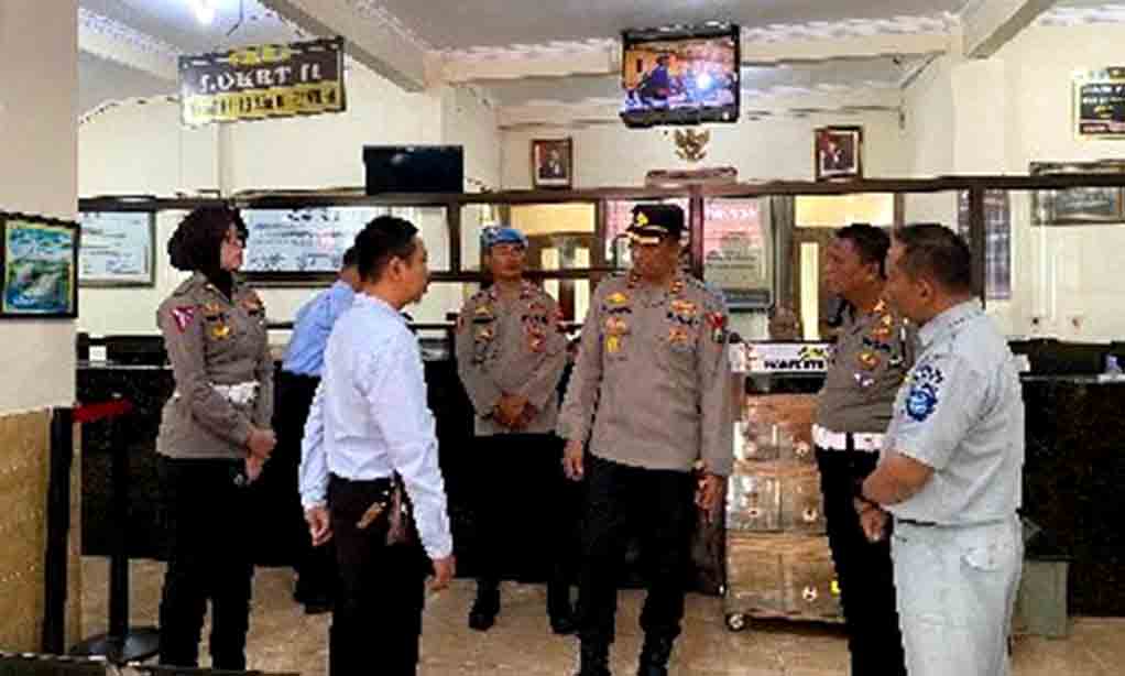 Pastikan Pelayanan Prima Samsat Bersih Dari Percaloan