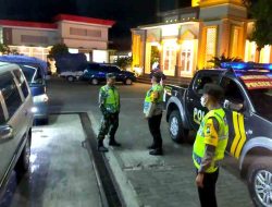 Patroli Harkamtibmas, Polsek Purwoasri Antisipasi 3C dan Berikan Imbauan Kamtibmas