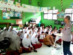 Peringati Hardiknas Polresta Sidoarjo Edukasi Pelajar di Sekolah