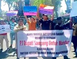 Picu Kegaduhan di Masyarakat Para Pendemo Tuntut PJ Bupati Sampang Mundur Dari Jabatanya