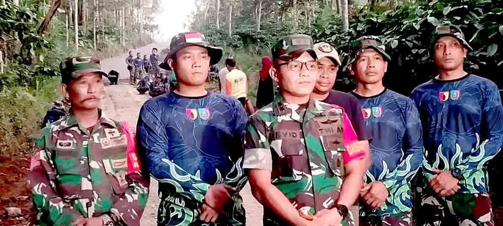 Tidak Ada Kata Lelah, Anggota Satgas Tmmd Terus Semangat Bekerja