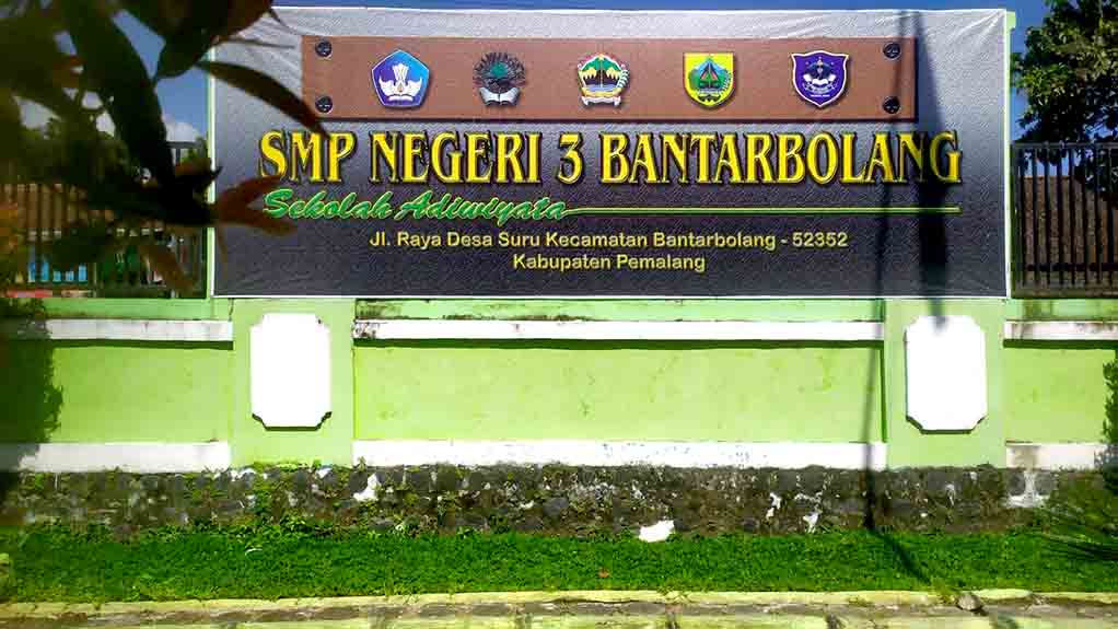 Alih Alih Menampilkan Kreasi