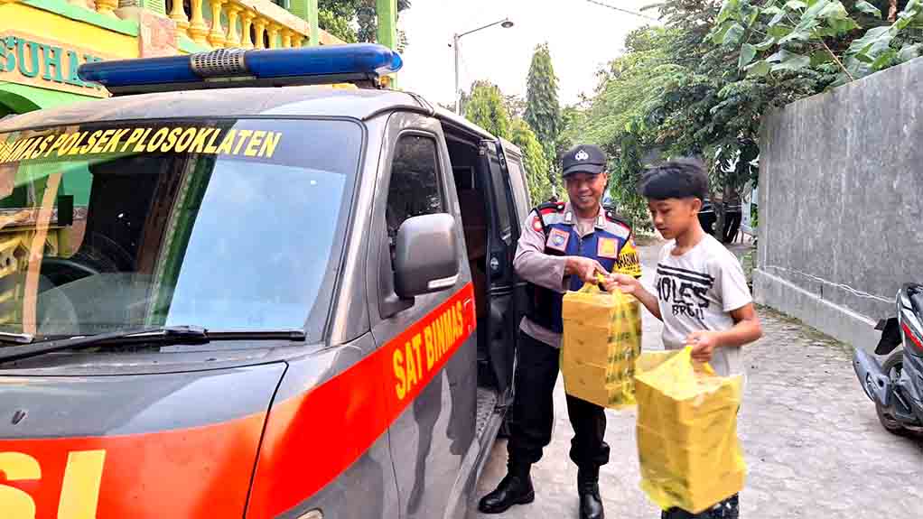 Berbagi Kasih, Polres Kediri Gelar Baksos Di Panti Asuhan Al Jauhar Plosoklaten