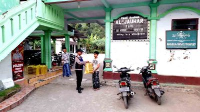 Berbagi Kasih, Polres Kediri Gelar Baksos Di Panti Asuhan Al Jauhar Plosoklaten 2