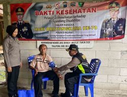 Hari Bhayangkara ke – 78 Polres Ngawi Bakti Kesehatan Door to Door