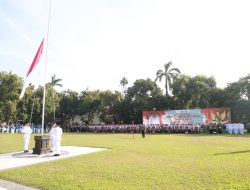 Personel Polres Kediri Ikuti Upacara Hari Lahir Pancasila di Lapangan Pemkab