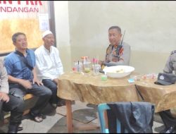 Jalin Kedekatan dengan Warga, Kapolsek Kandangan Imbau Jaga Kondusifitas Kamtibmas Jelang Pemilukada