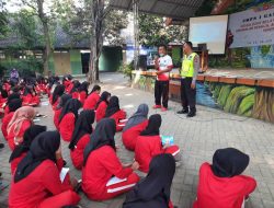 Polisi Kediri Sosialisasi di Sekolah Ajak Pelajar Lebih Aktif Jaga Kamtibmas