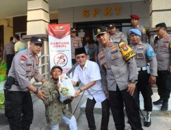 Momentum Hari Bhayangkara Ke-78 dan Idul Adha 10 Dzulhijjah, Polres Kediri Kota Bagikan 1000 Paket Sembako