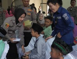 Sambut Hari Bhayangkara ke – 78, Polwan Polres Mojokerto Gelar Bakti Kesehatan