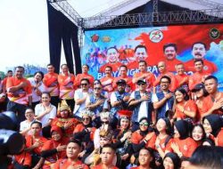 Kapolri Buka Bhayangkara Fun Walk 2024: Bersama Bergerak untuk Persatuan