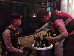 Puluhan Botol Miras disita Sat Samapta dari beberapa tempat hiburan di wilayah Polres Kediri Kota