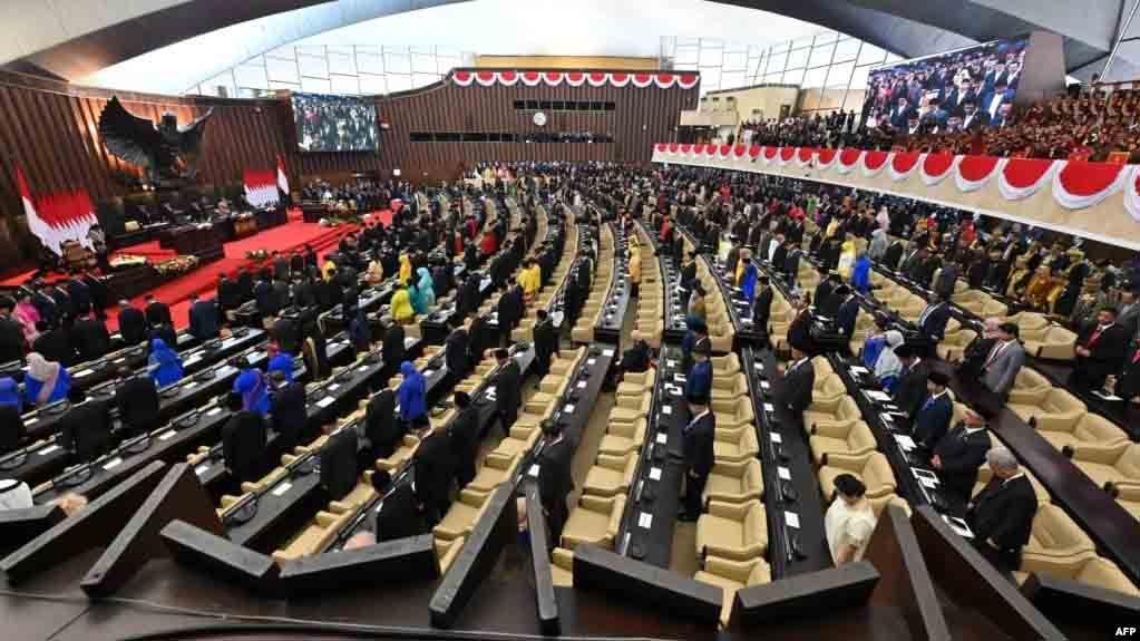 Ppatk Lebih 1.000 Anggota Dpr Dan Dprd Main Judi Online