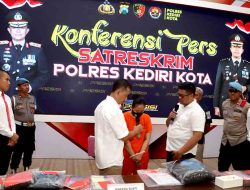 Polres Kediri Kota Berhasil Ungkap Kasus Pengelapan Ratusan Pakaian Brand Scotch