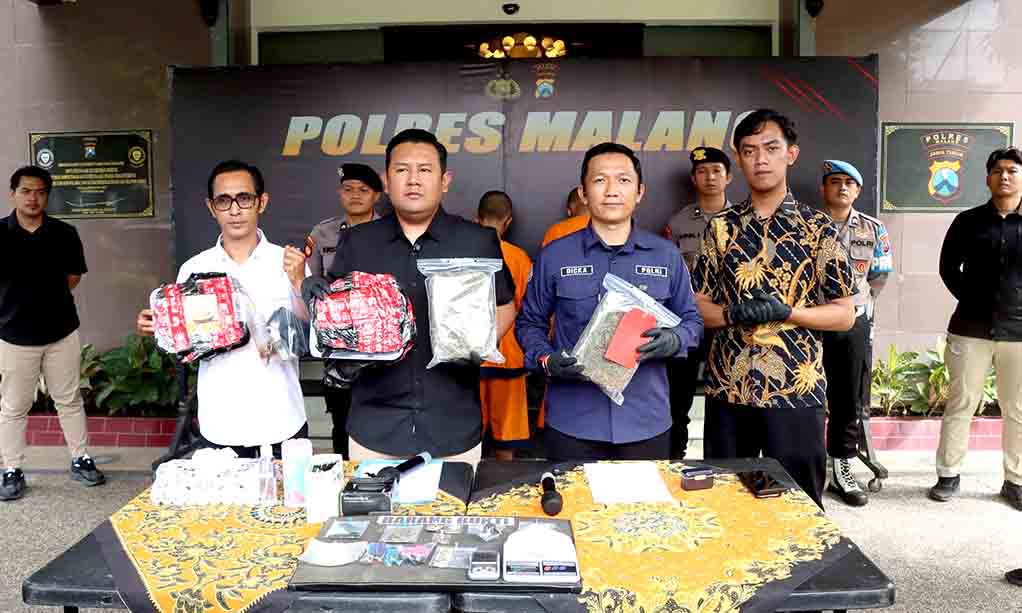 Polres Malang Berhasil Bongkar Peredaran Narkoba Jaringan Lapas, 2 Kilogram Ganja Disita