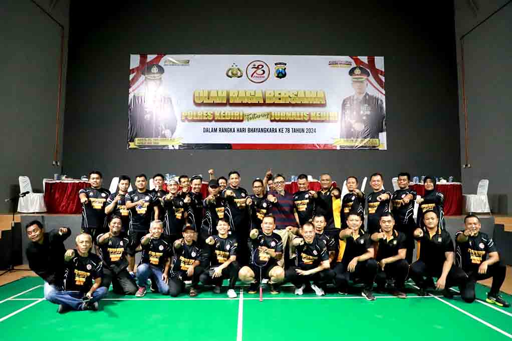 Sambung Silaturahim, Polres Kediri Gelar Olahraga Bersama Jurnalis 2