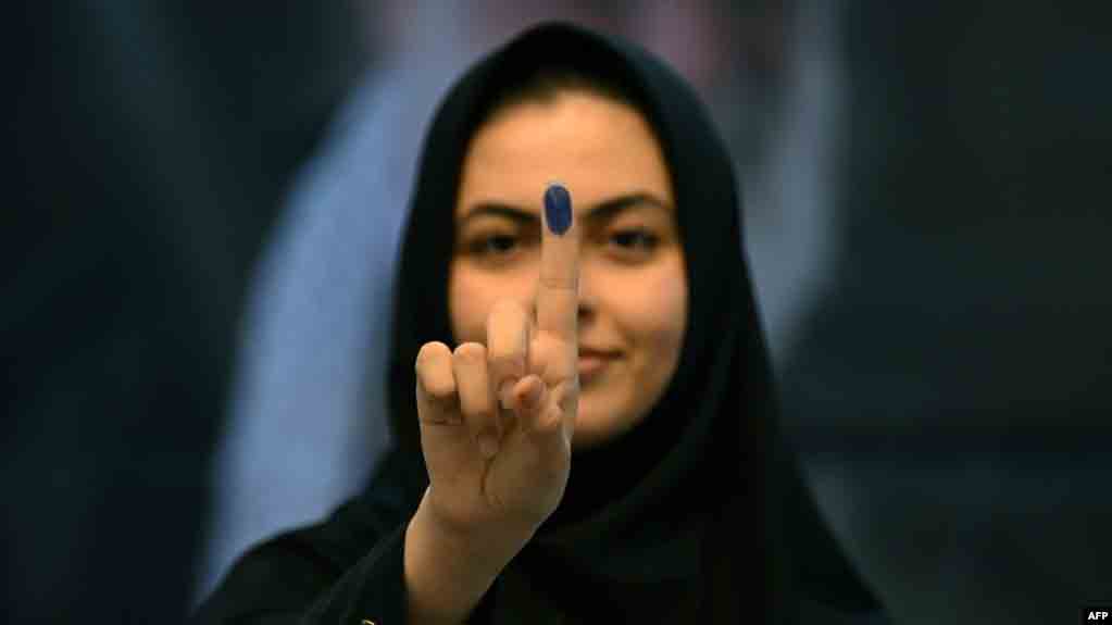 Warga Iran Di Indonesia Datangi Tps Di Jakarta Untuk Nyoblos Pilpres