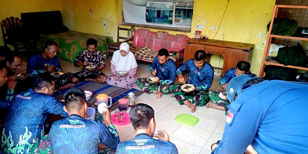 Wujudkan Sinergitas, Satgas Tmmd 120 Kodim 0814