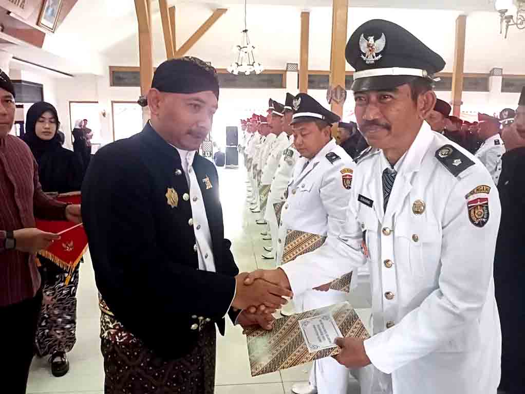 210 Kepala Desa Terima Sk Perpanjangan Masa Jabatan Dari Bupati Ngawi