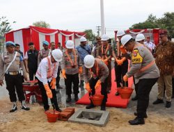 Irwasda Polda Jatim Letakan Batu Pertama Pembangunan Mako Polres Pamekasan