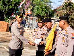Kapolres Kediri Kota Berikan Reward Punishment Kepada Personel Sat Samapta dan Polsek Jajaran