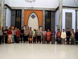 Kapolres Kediri Kota Laksanakan Safari Sholat Subuh Di Masjid Al Fatah