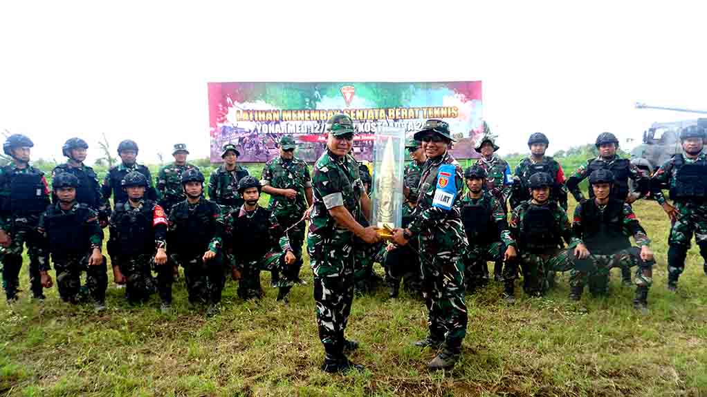 Pangdivif 2 Kostrad Tinjau Langsung Latbakjatratnis Yonarmed 12 Kostrad Ta 2024 3
