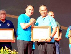 Penerimaan Penghargaan Hari Koperasi Nasional Ke 77 Tahun 2024 Kota Surabaya