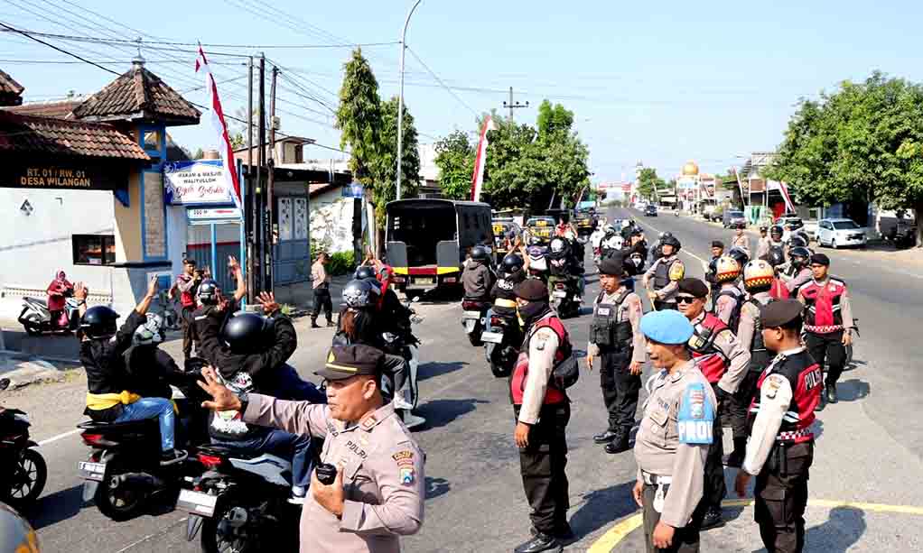 Pengamanan Suran Agung Polres Nganjuk Gelar Penyekatan