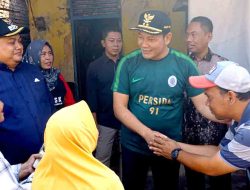 Plt Bupati H Subandi Bersama Baznas Bantu Perbaikan Empat Rumah Warga di Gedangan dan Buduran