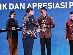 Rampungkan PSN Infrastruktur Kelistrikan Sesuai Target, PLN Terima Penghargaan dari Kemenko Perekonomian