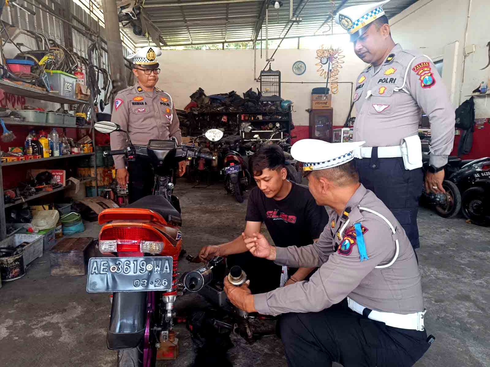 Sosialisasi Ops Patuh Semeru 2024, Polres Ponorogo Tegaskan Larangan Penggunaan Knalpot Tidak Sesuai Spectek