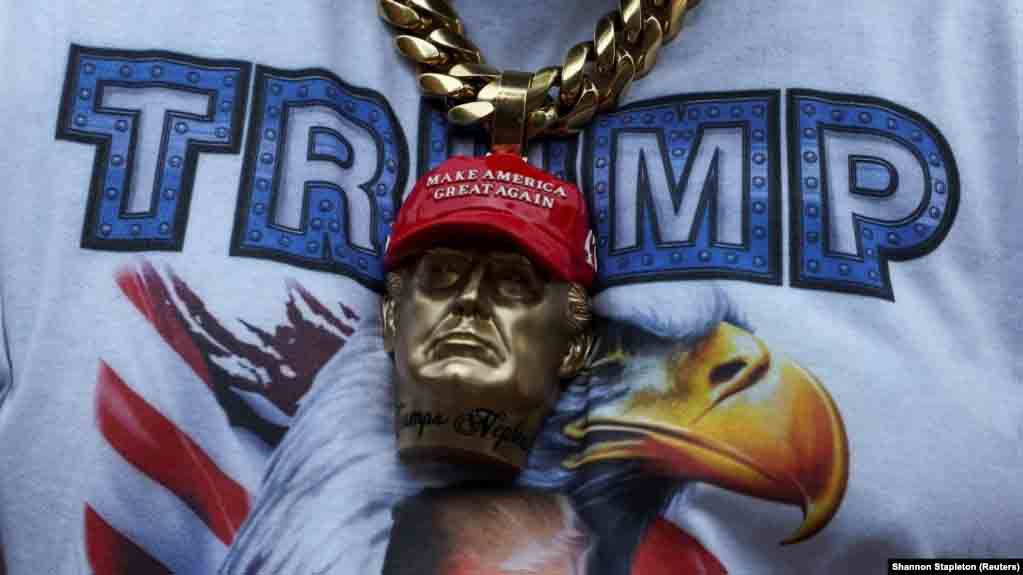 Upaya Pembunuhan Jadi Viral, Kaos Bertema Trump Laris Manis