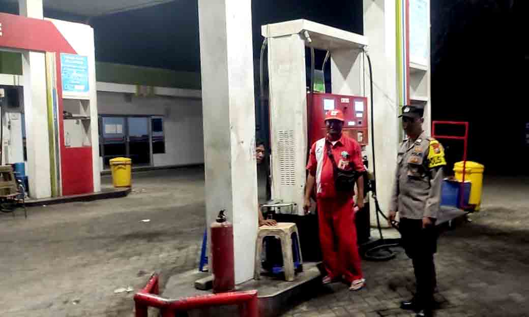 Anggota Polsek Sekaran Patroli Obyek Vital Guna Meminimalisir Gangguan