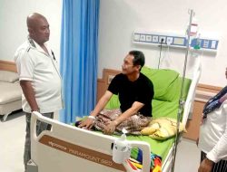 Berikan Dukungan Secara Moril Kapolres Serang Jenguk PJU Yang Sedang Dirawat di RSUD Banten