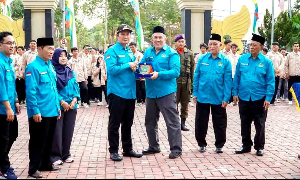 Bupati Lamongan Berangkatkan Kkn Unisla, Fokus Kembangkan Umkm