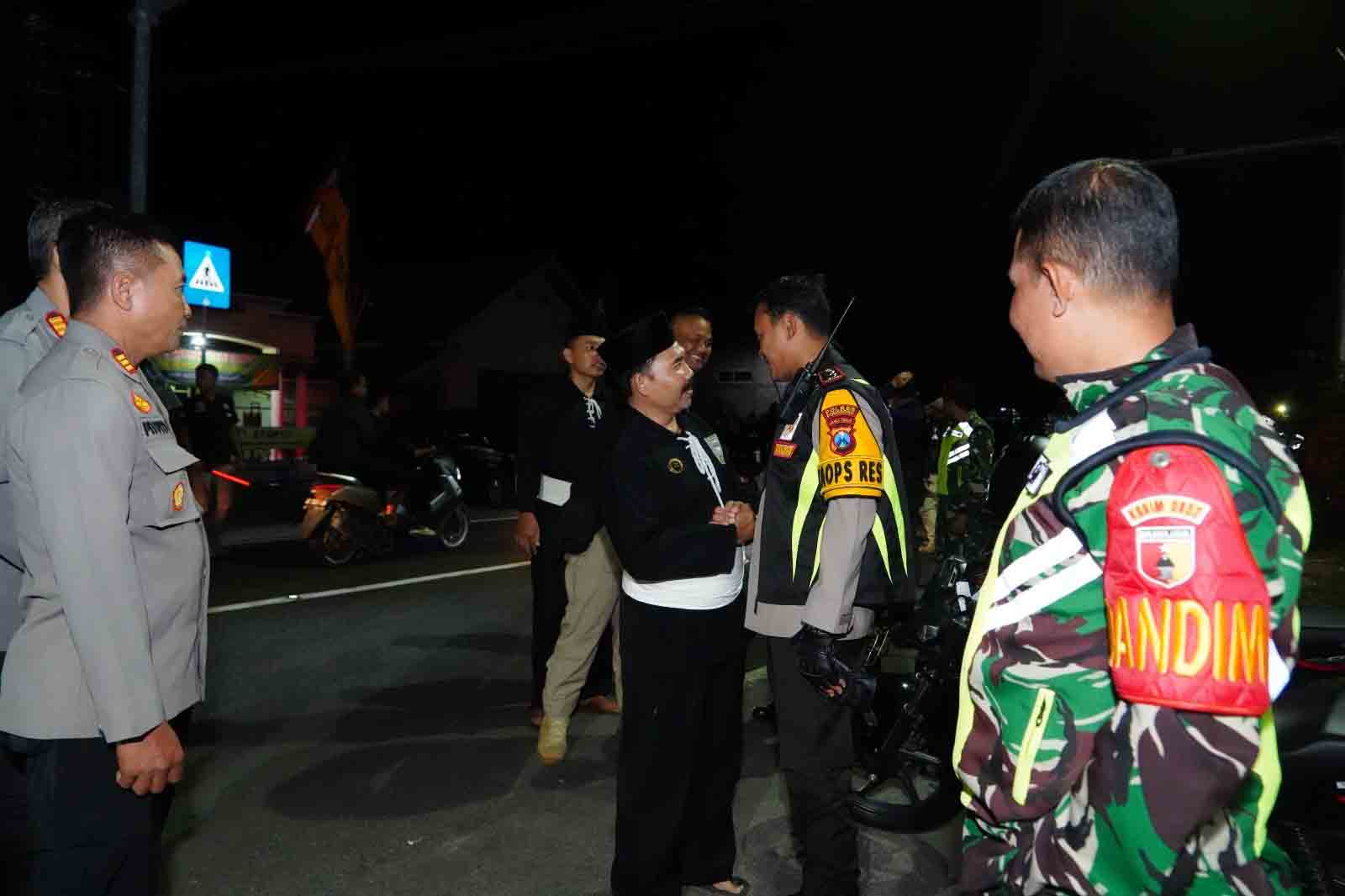 Cooling System Jelang Pilkada 2024 Polres Ponorogo Kunjungi Warga Perguruan Silat