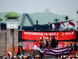 DPR Batalkan Revisi UU Pilkada