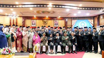 Hadiri Pelantikan 50 Anggota Dprd