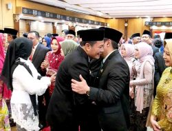 Hadiri Pelantikan 50 Anggota DPRD, Plt. Bupati Sidoarjo Ajak Legislatif Jalin Kerjasama Baik Dengan Eksekutif