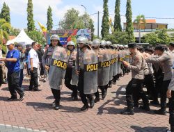 Ratusan Personel Polres Probolinggo Simulasikan Pengamanan Pilkada 2024