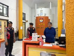 Patroli Perintis Presisi Satsamapta Polres Kediri di Kantor KPU dan Bawaslu