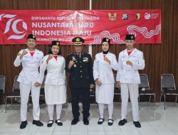 Hadiri Upacara HUT RI Ke 79 di Halaman Kantor Kecamatan Mojoroto, Ini Pesan Kapolsek Kompol Mukhlason