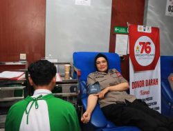 Bantu Stok Darah di PMI, Polwan Polres Kediri Kota Gelar Kegiatan Donor Darah