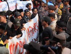 Kapolres Kediri Kota Ucapkan Terima Kasih Kepada Masa Aksi Telah Menjaga Kondusifitas