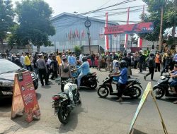 Polisi Pertebal Pengamanan di Kantor KPU, Pendaftaran Paslon Pilkada di Tulungagung Berlangsung Kondusif